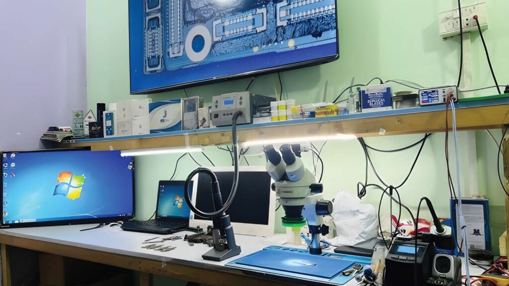 reparations-cellulaires-et-ordinateurs--pourquoi-choisir-un-pro