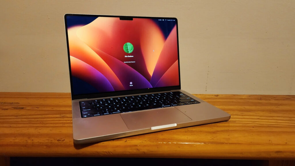 Les MacBook Tombent-Ils Réellement Moins Souvent en Panne