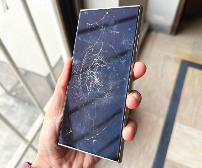 Réparation d'écran cassé de téléphone port